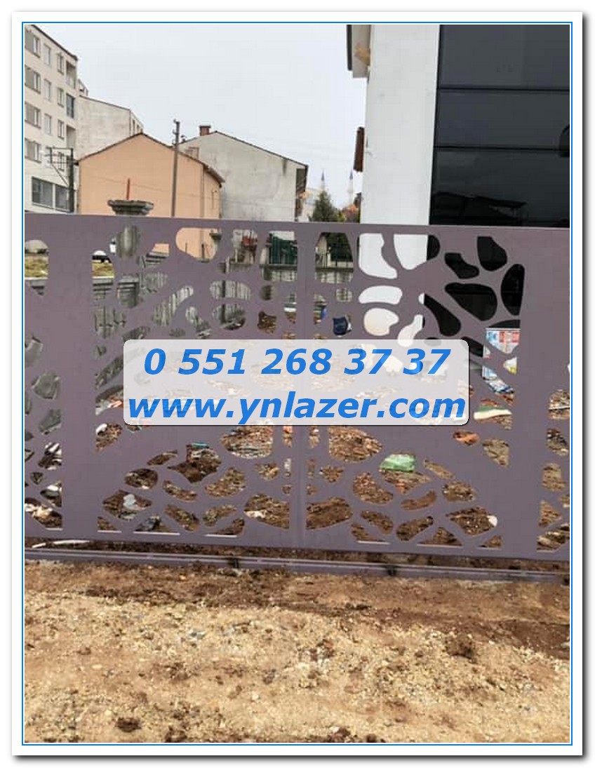 Villa 10, Lazer Kesim Korkuluk / Lazer Korkuluk