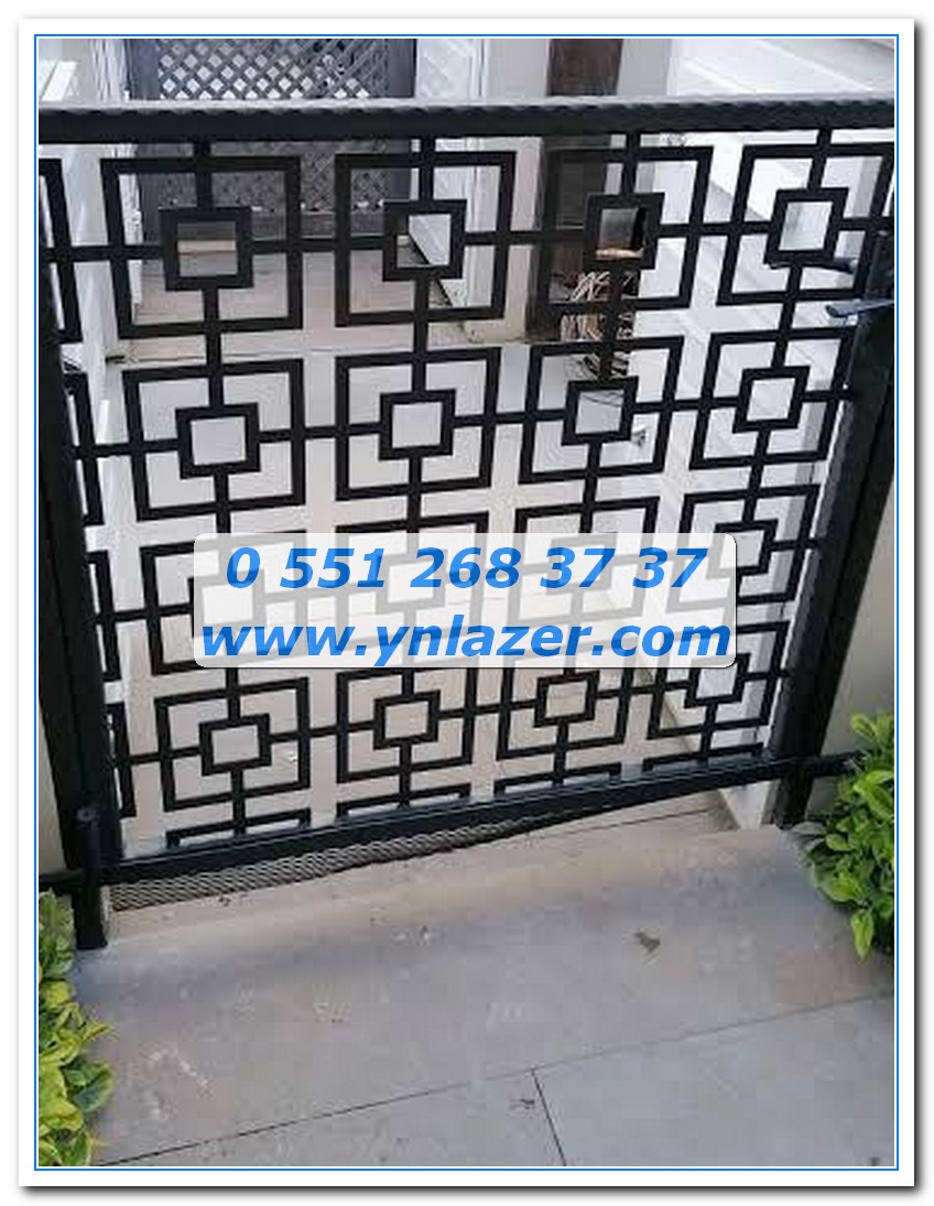 Villa 8, Lazer Kesim Korkuluk / Lazer Korkuluk